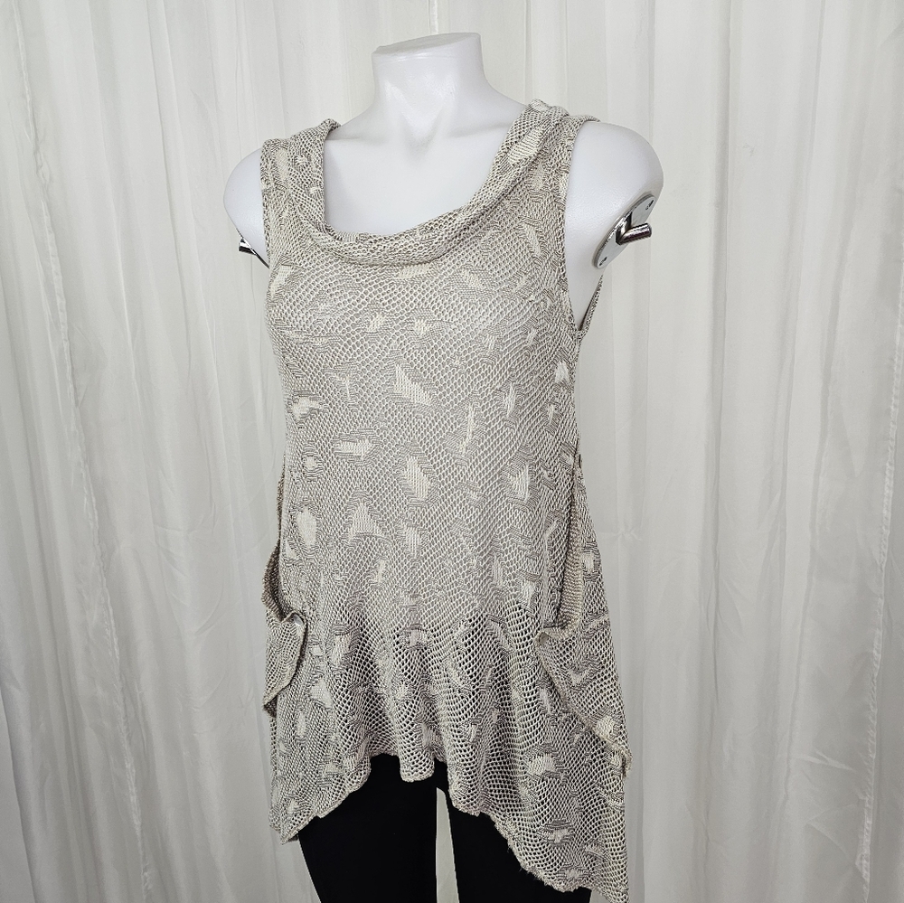 Inizio Italy Beige Knit Sleeveless Top Cowl Neck Size Medium